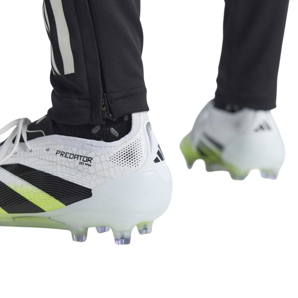 Guayos Predator Elite para terreno firme